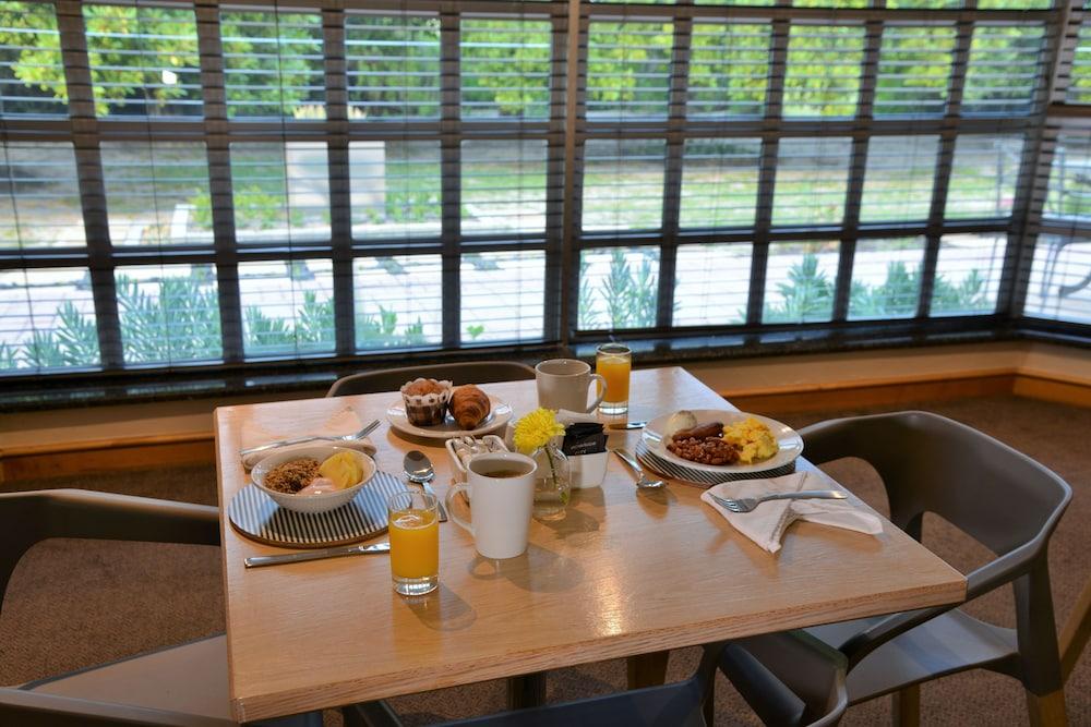 Road Lodge Cape Town International Airport Екстер'єр фото
